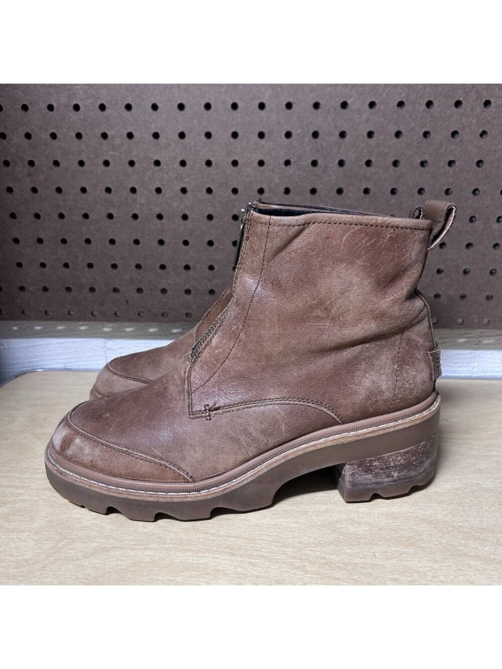 Sorel Joan Now Zip Brown Leather Women’s Boots Size 10 NL5127